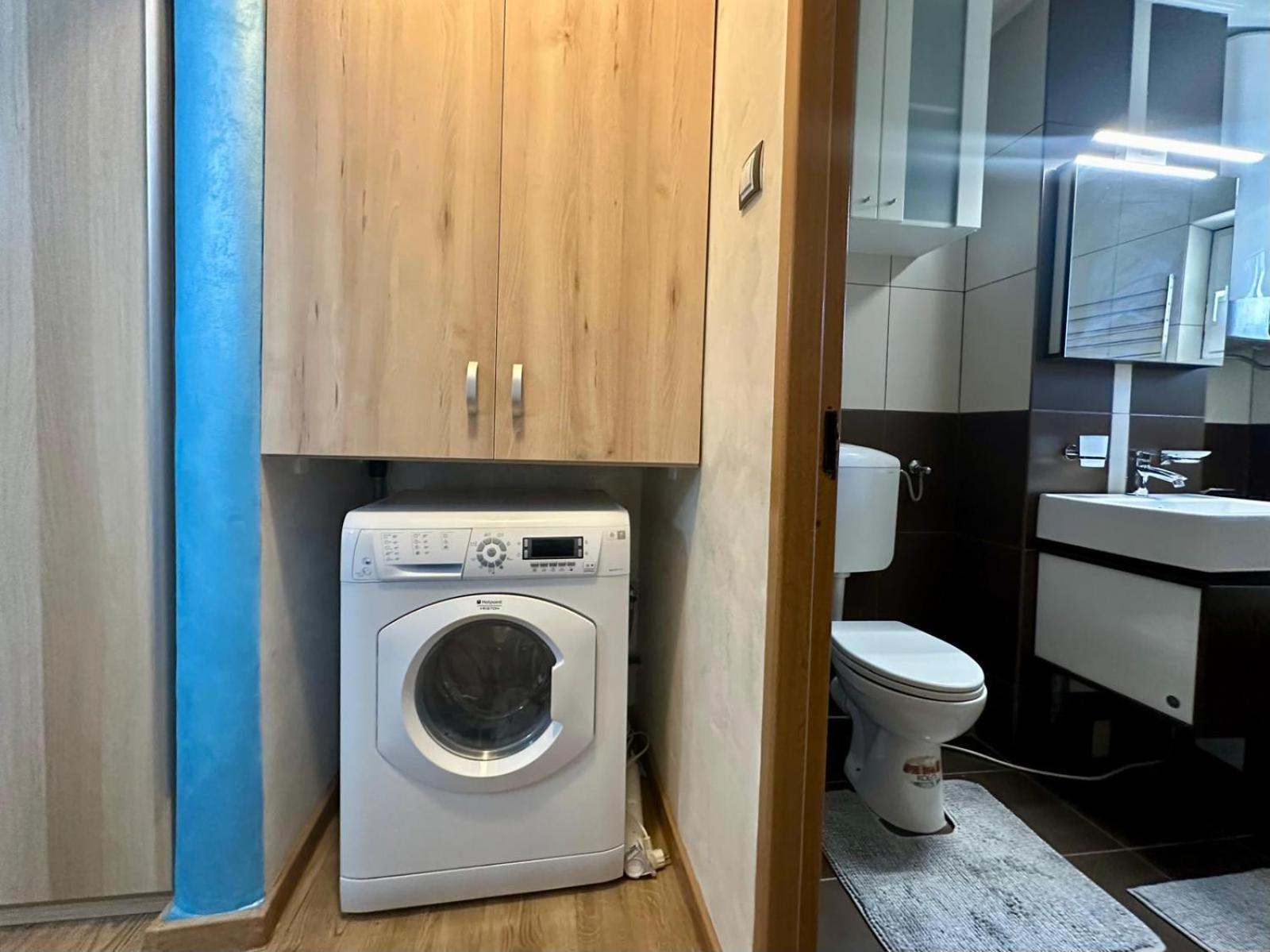 Miva Apartments Mangalia Exteriör bild